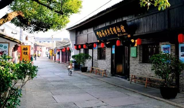 乾隆：12岁初见康熙，竟成一生转折，雍正在其中扮演了什么角色？