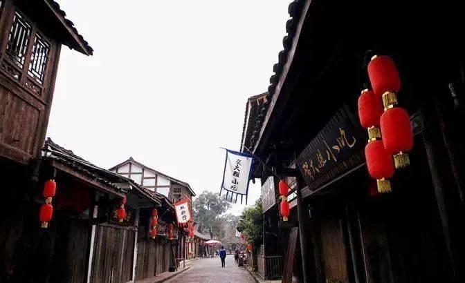 小车灯泡上面一根线怎么接？游戏画面